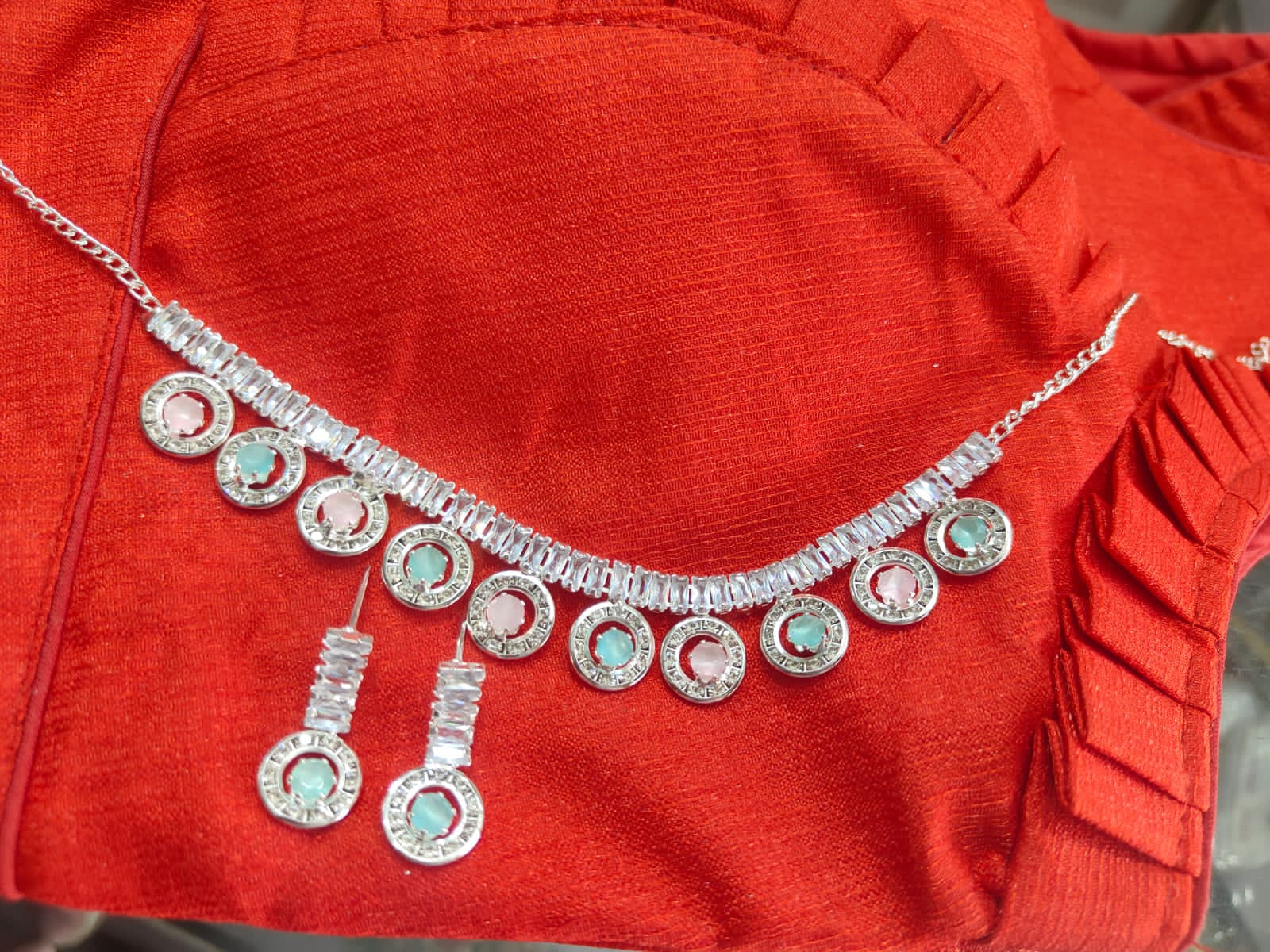 Womens necklace
